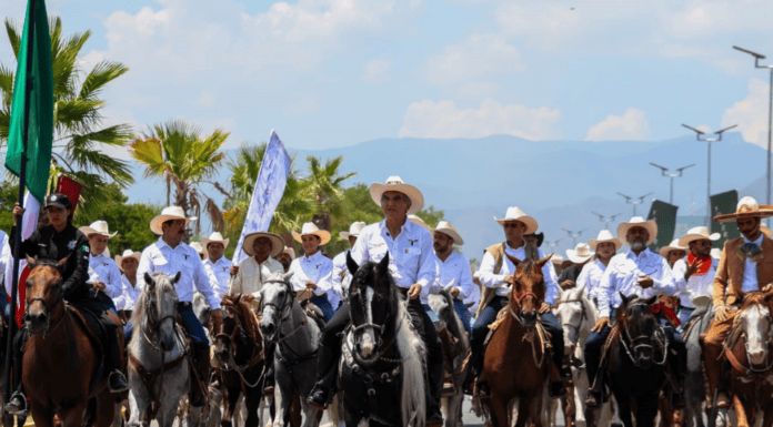 LA CABALGATA DE LA UNIDAD, UNA PASARELA