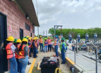 Estudiantes conocen proceso de saneamiento del agua en la PTAR Tierra Negra